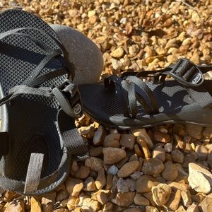 Children’s sandals